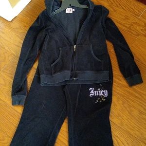 Juicy Couture XL sweatshirt and med flare draw string pants to match.